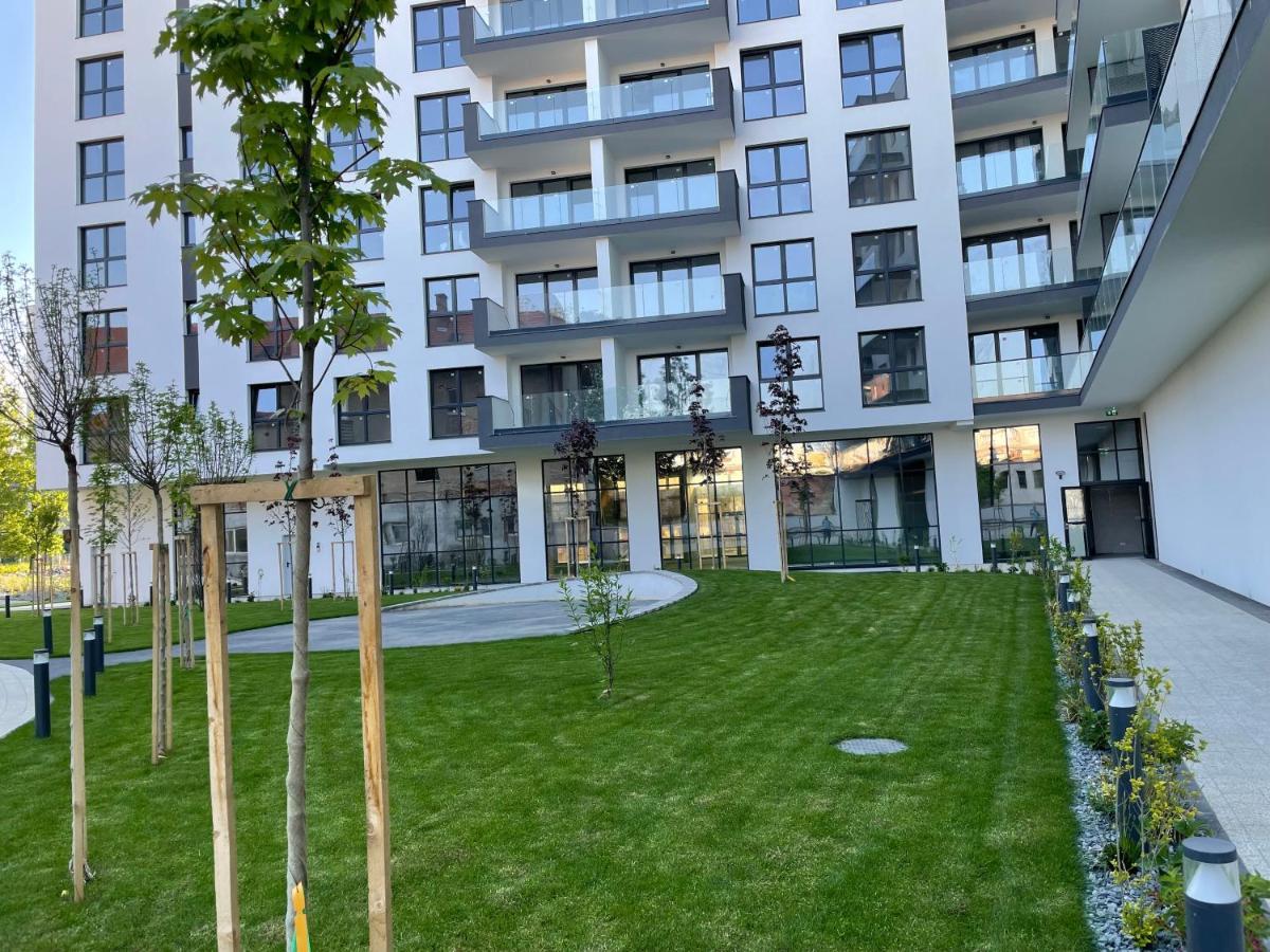 Bel Dom - The Central, Spacious 2 Rooms Luxury Apartment Cluj Napoca Bagian luar foto